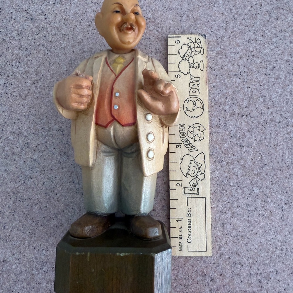 Vintage Anri Hanes Psychiatrist Wooden Carved Figure